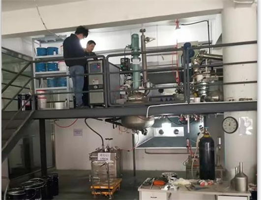 水加熱反應(yīng)釜，反應(yīng)釜水循環(huán)控溫系統(tǒng)，水循環(huán)加熱系統(tǒng)