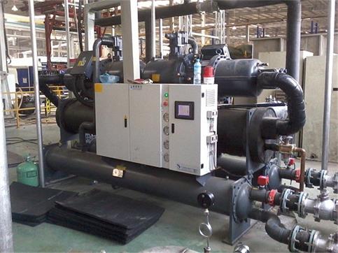 湖北水冷式冷水機，水冷冷水螺桿機，湖北工業(yè)冷水機